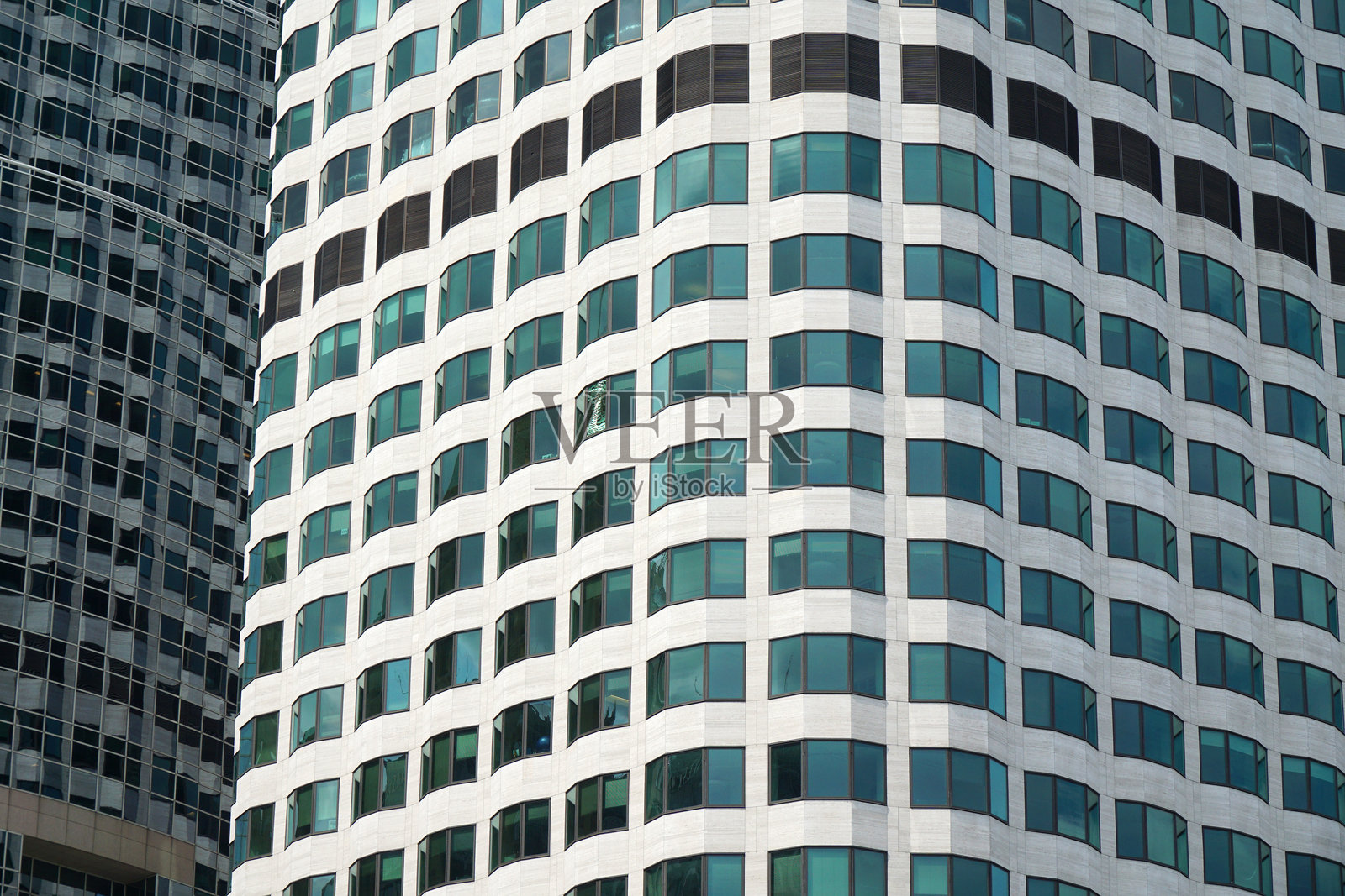 办公大楼玻璃窗户的特写外观照片摄影图片