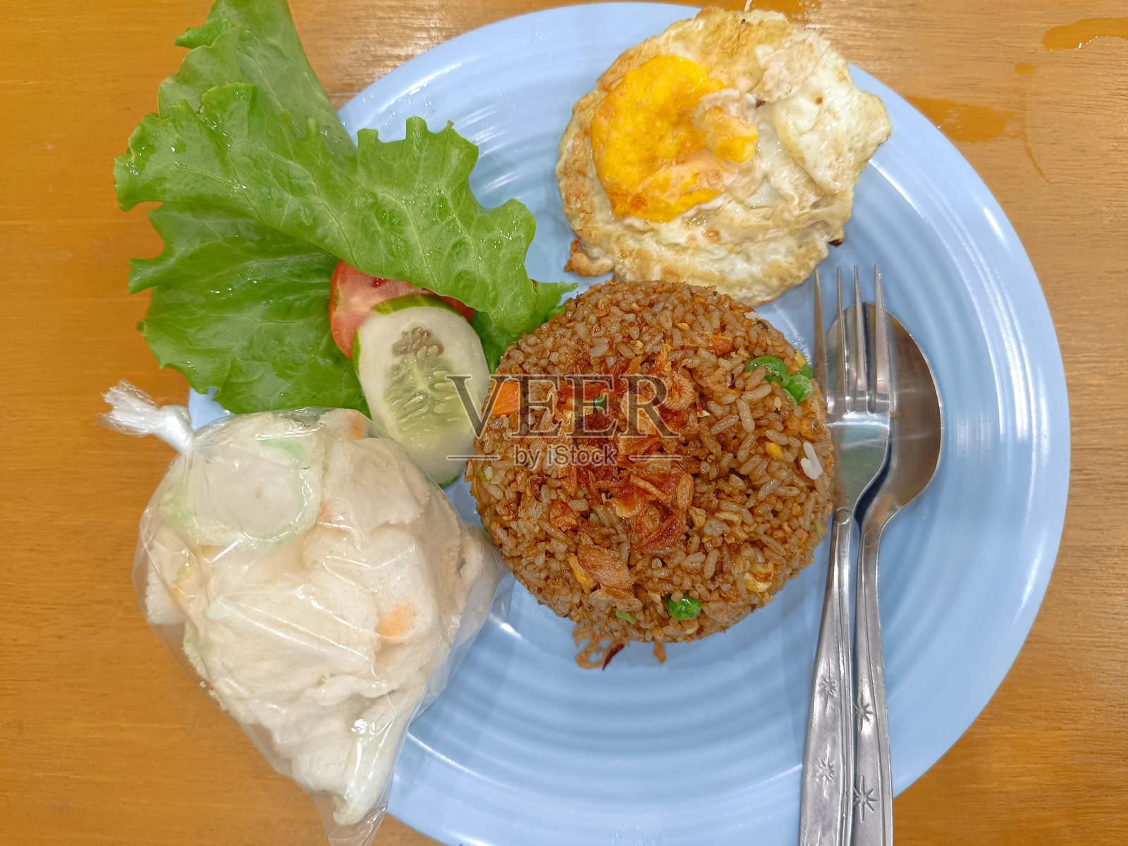 印尼炒饭照片摄影图片