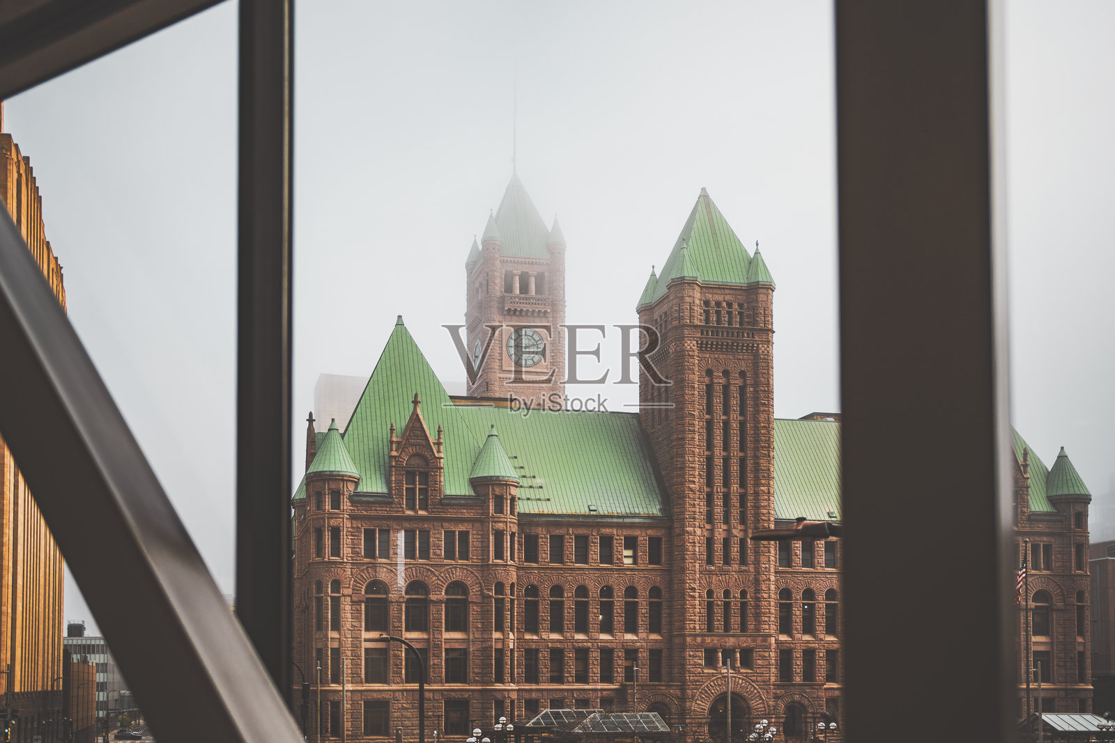 明尼苏达州明尼阿波利斯市中心的历史法院大楼照片摄影图片