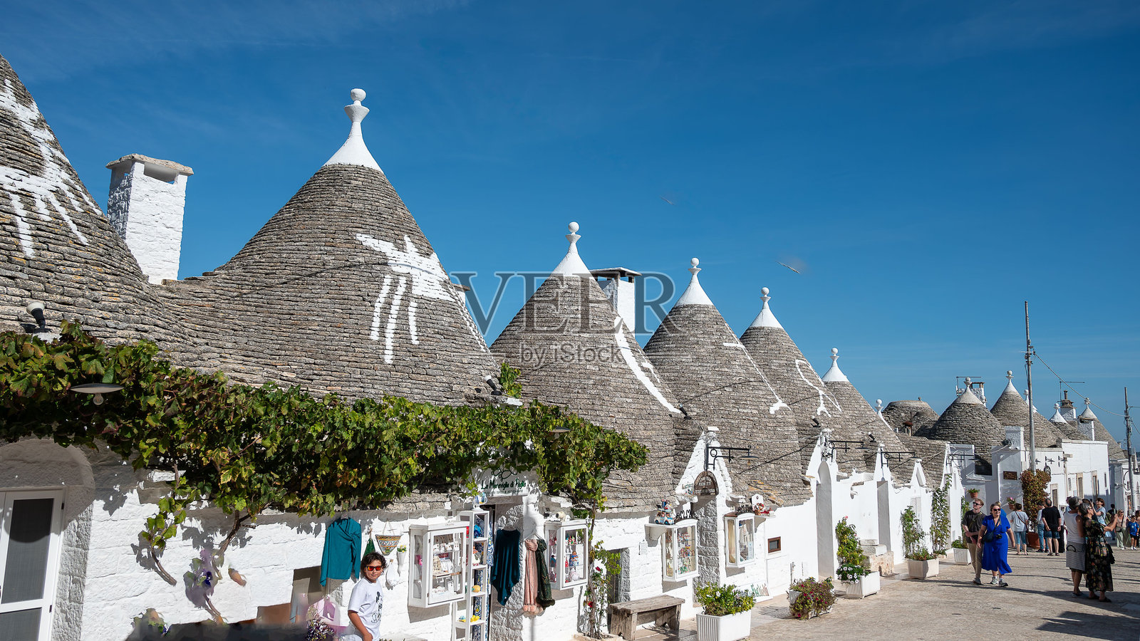 阿尔贝罗贝洛的古镇与特鲁利房屋照片摄影图片