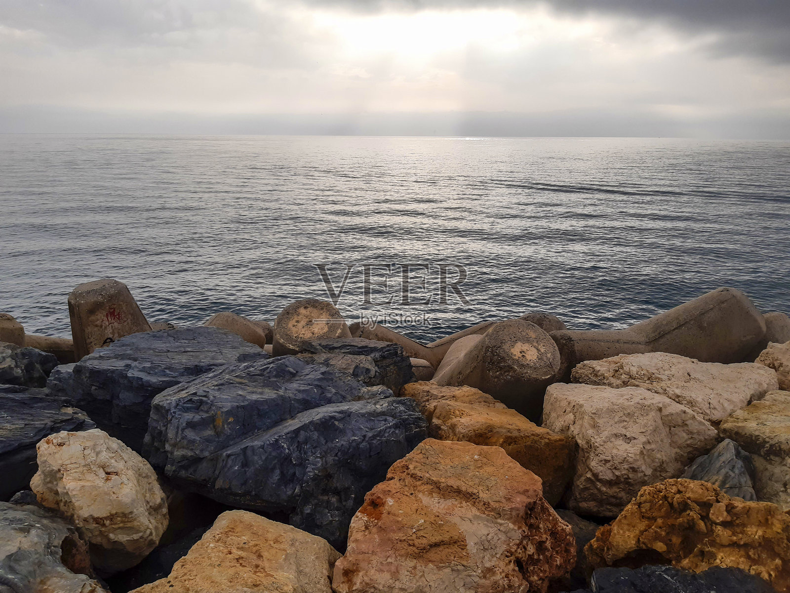 港口的石码头照片摄影图片