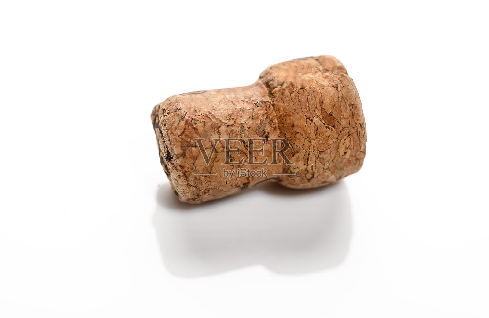 一枚单独的香槟塞孤立在白色背景上照片摄影图片