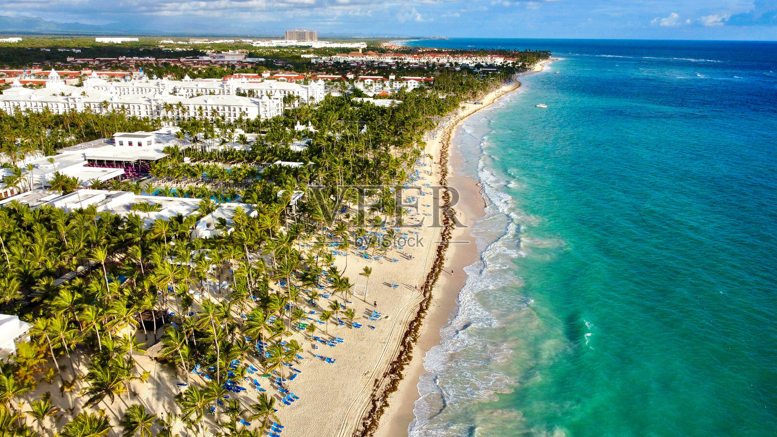 蓬塔卡纳海滩照片摄影图片