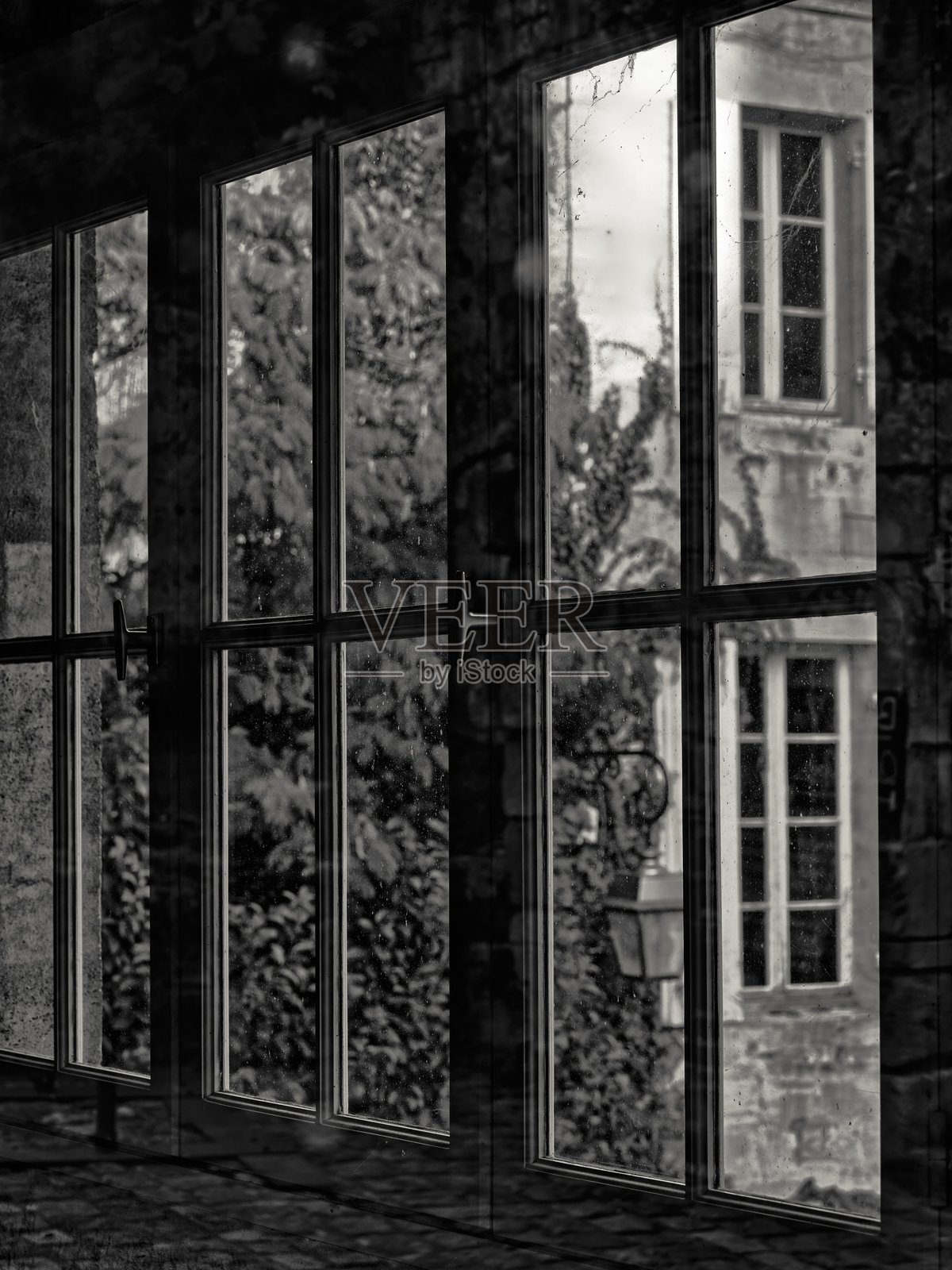 法国的圣埃美隆葡萄酒产区照片摄影图片