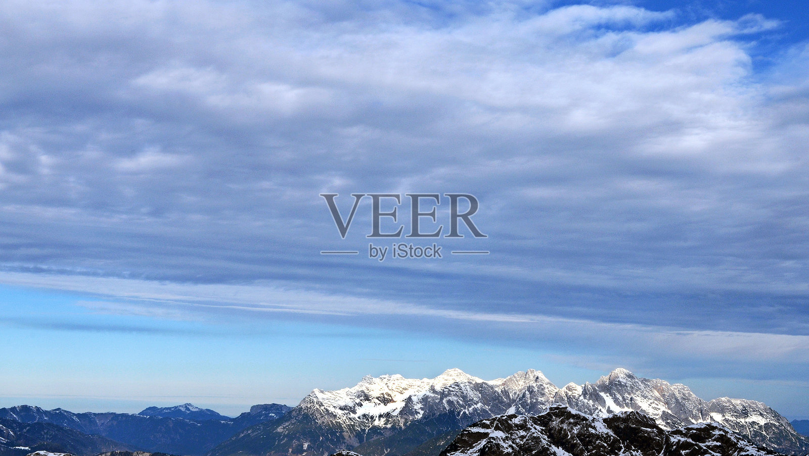 崎岖的山脉照片摄影图片