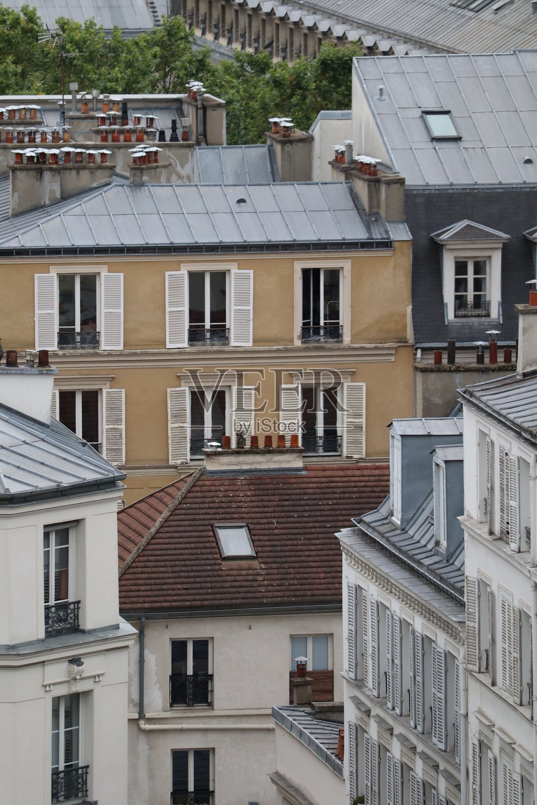 从蒙马特山俯瞰城市景观照片摄影图片
