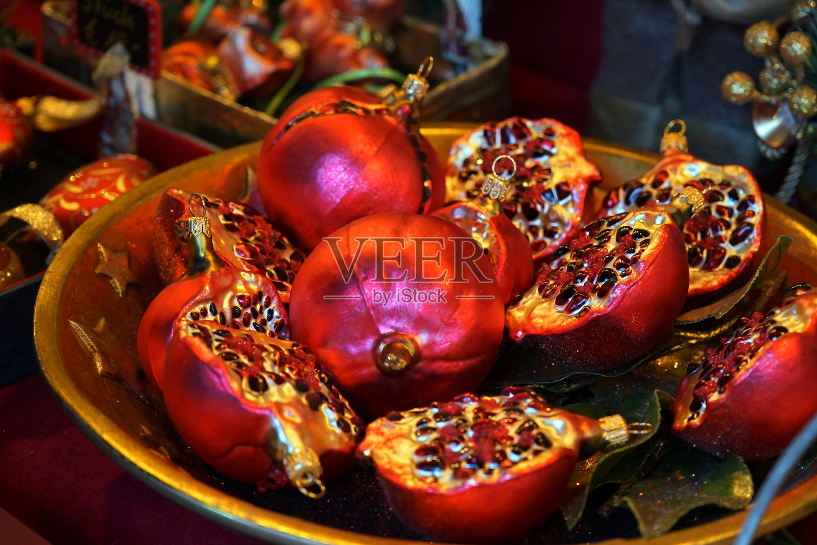 圣诞石榴装饰品照片摄影图片