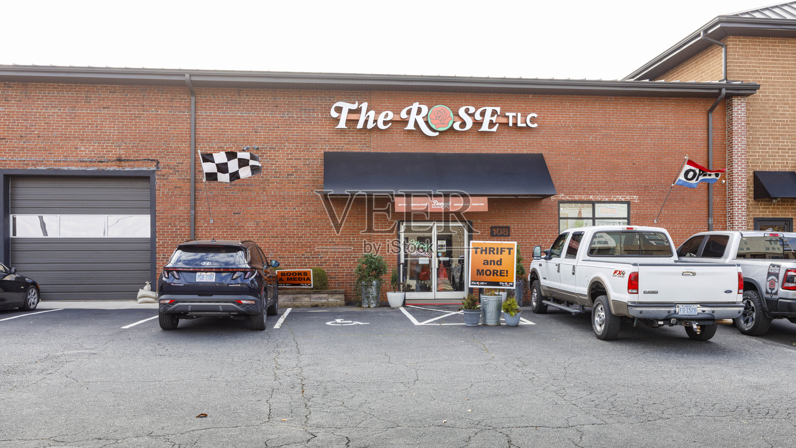 玫瑰关怀，二手商店，北卡罗来纳州希科里照片摄影图片