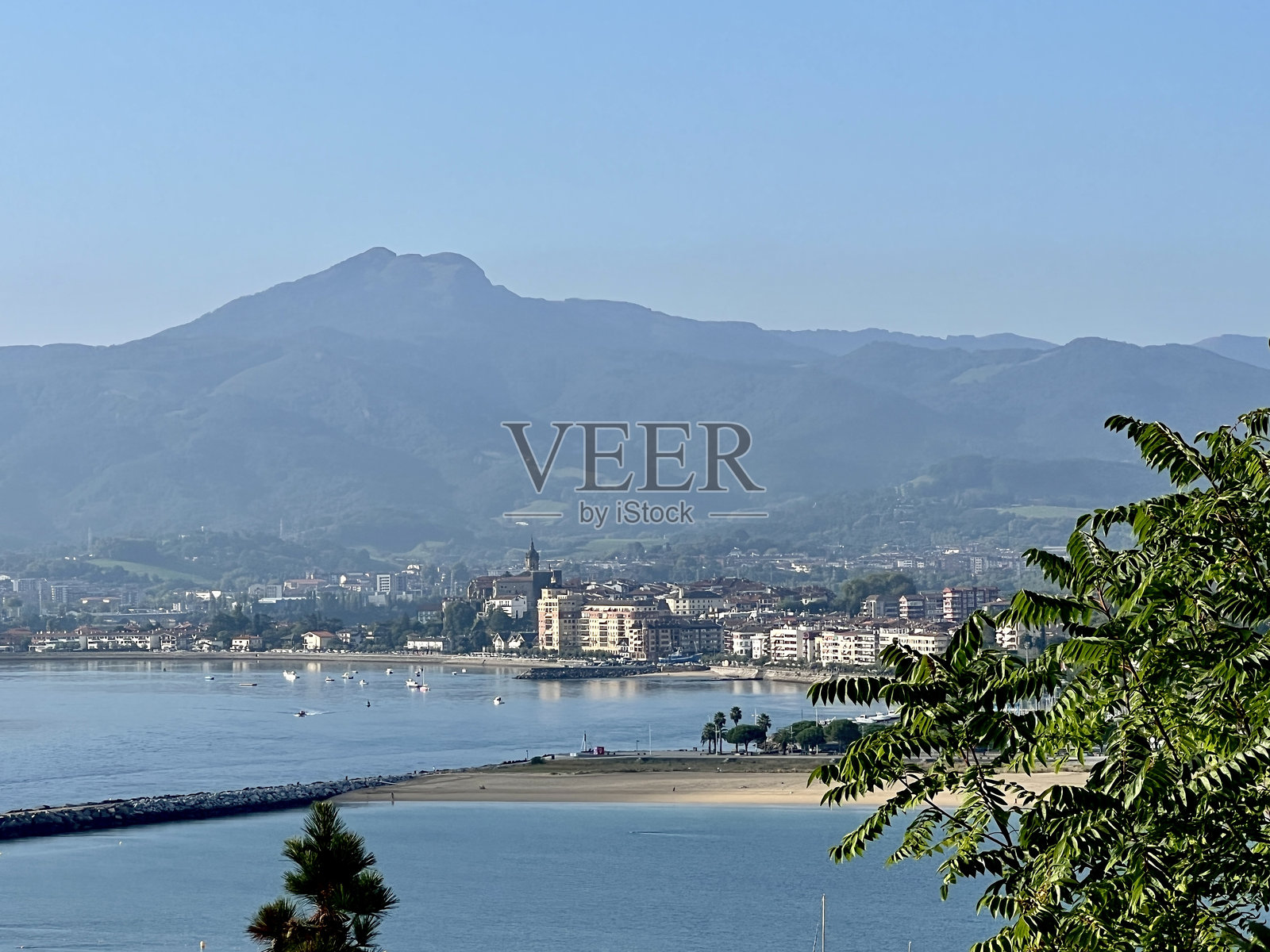 巴斯克地区的法罗高灯塔照片摄影图片