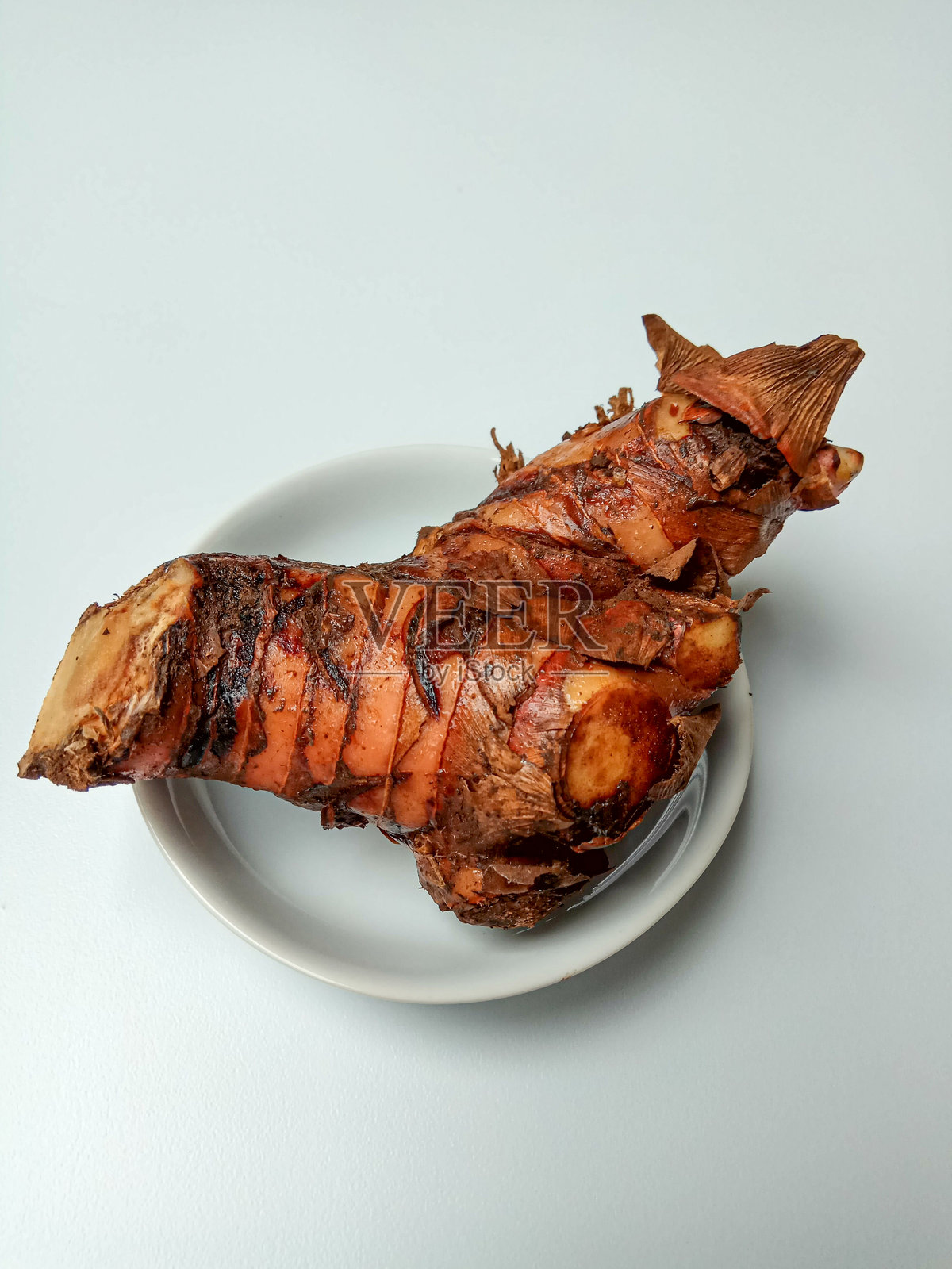 高良姜根茎。孤立在白色背景上。照片摄影图片