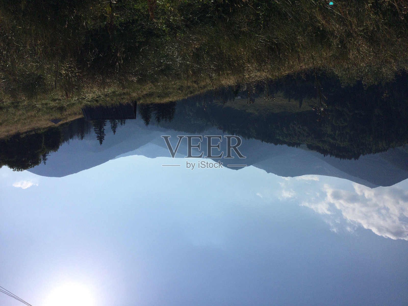 白天的美丽山景照片摄影图片