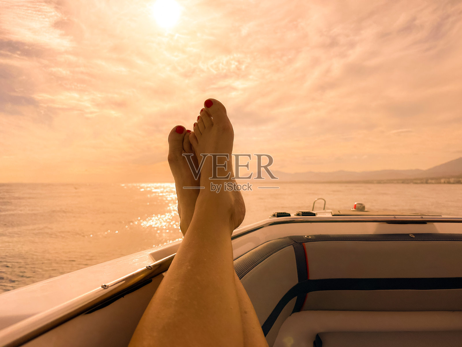 海上的放松照片摄影图片