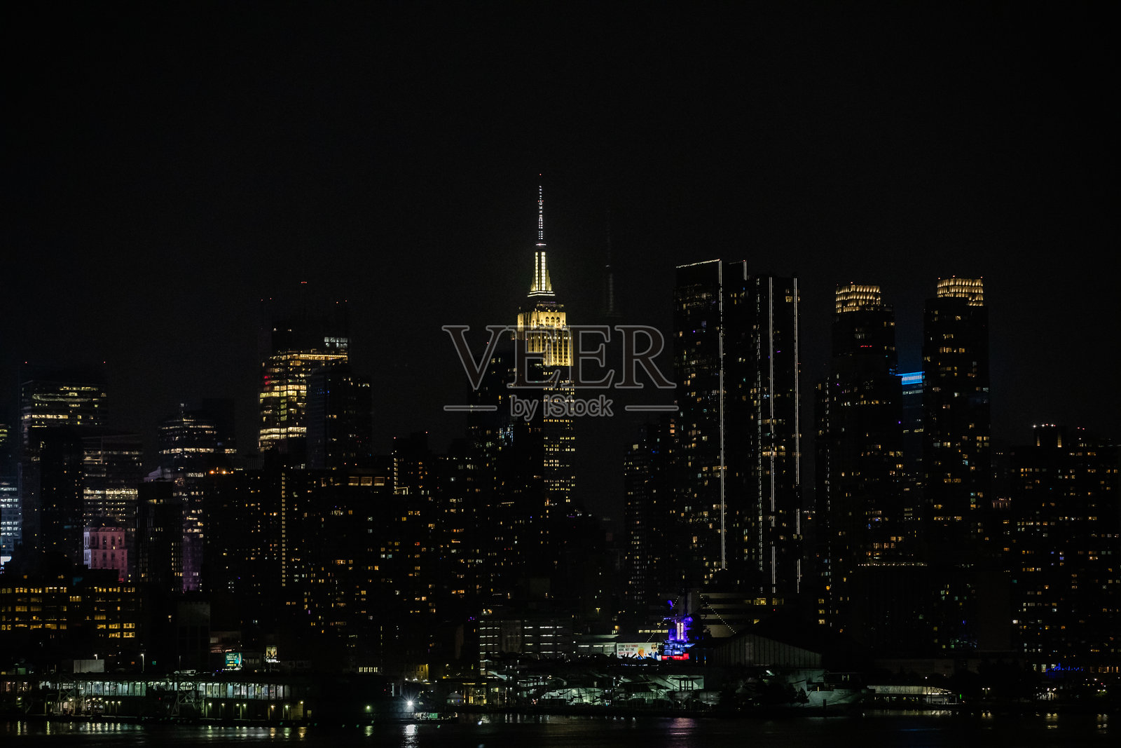 曼哈顿中城夜景照片摄影图片