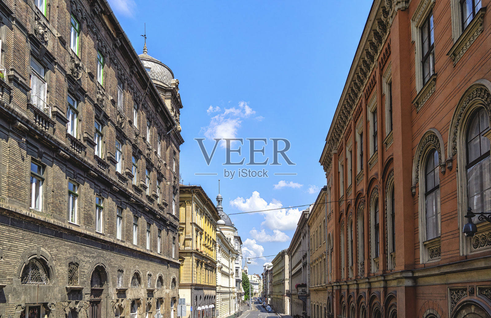 匈牙利布达佩斯的住宅建筑照片摄影图片