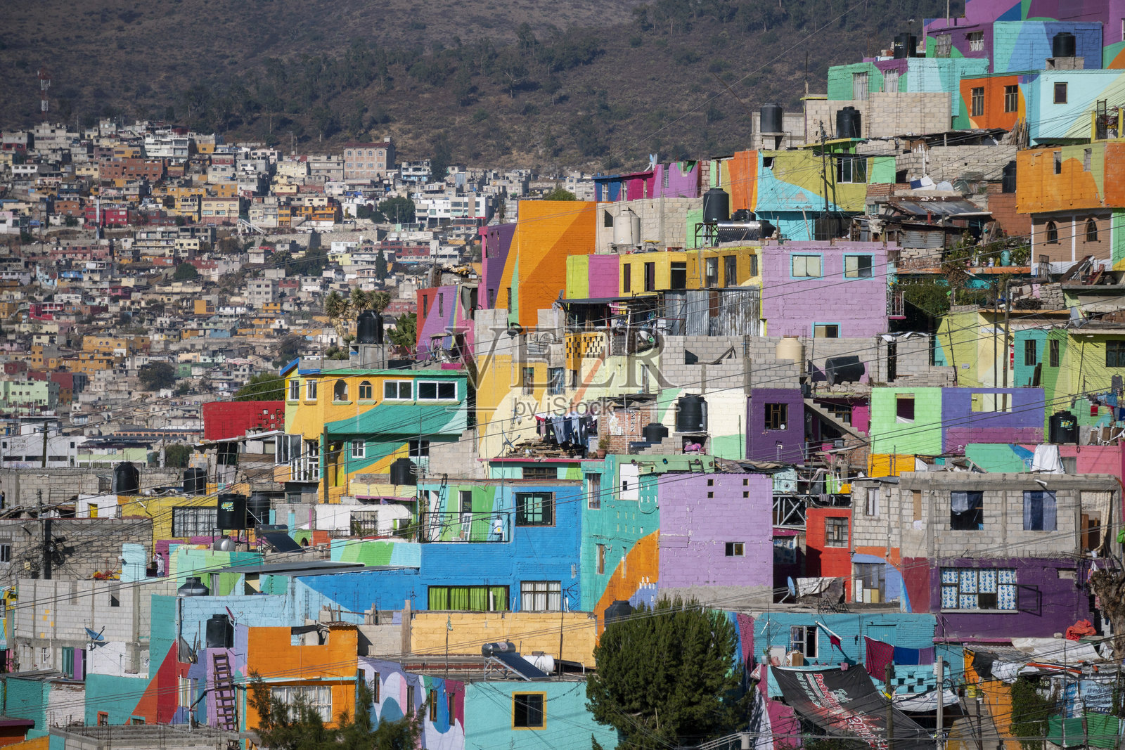 帕丘卡德索托的宏伟壁画 - 墨西哥伊达尔戈州帕丘卡的库比托斯区色彩斑斓的建筑照片摄影图片