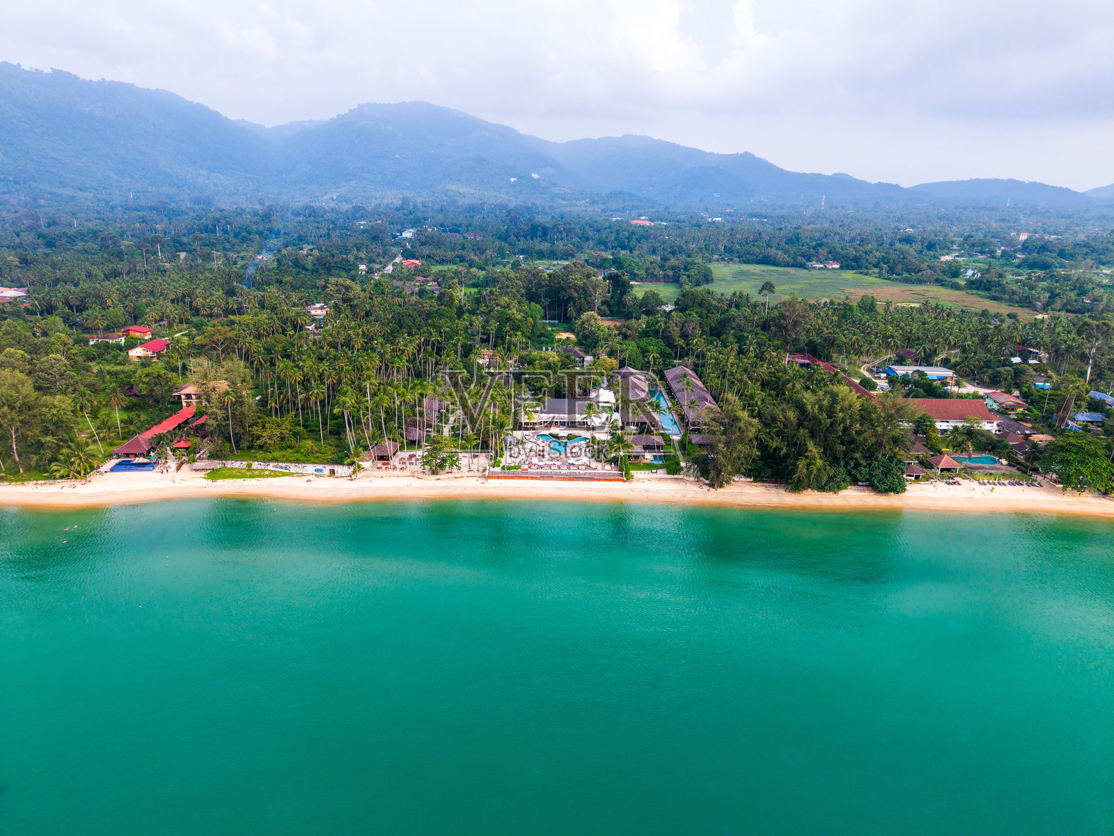 泰国苏梅岛利帕诺伊海滩的鸟瞰图照片摄影图片