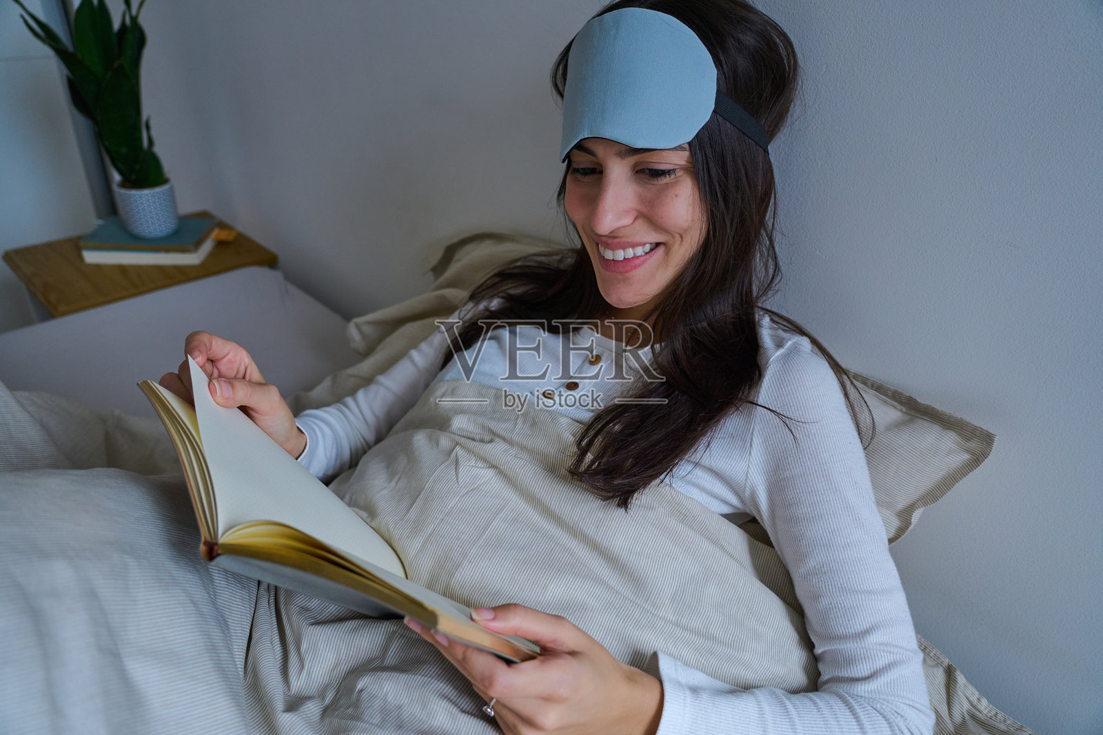 舒适的独处早晨照片摄影图片