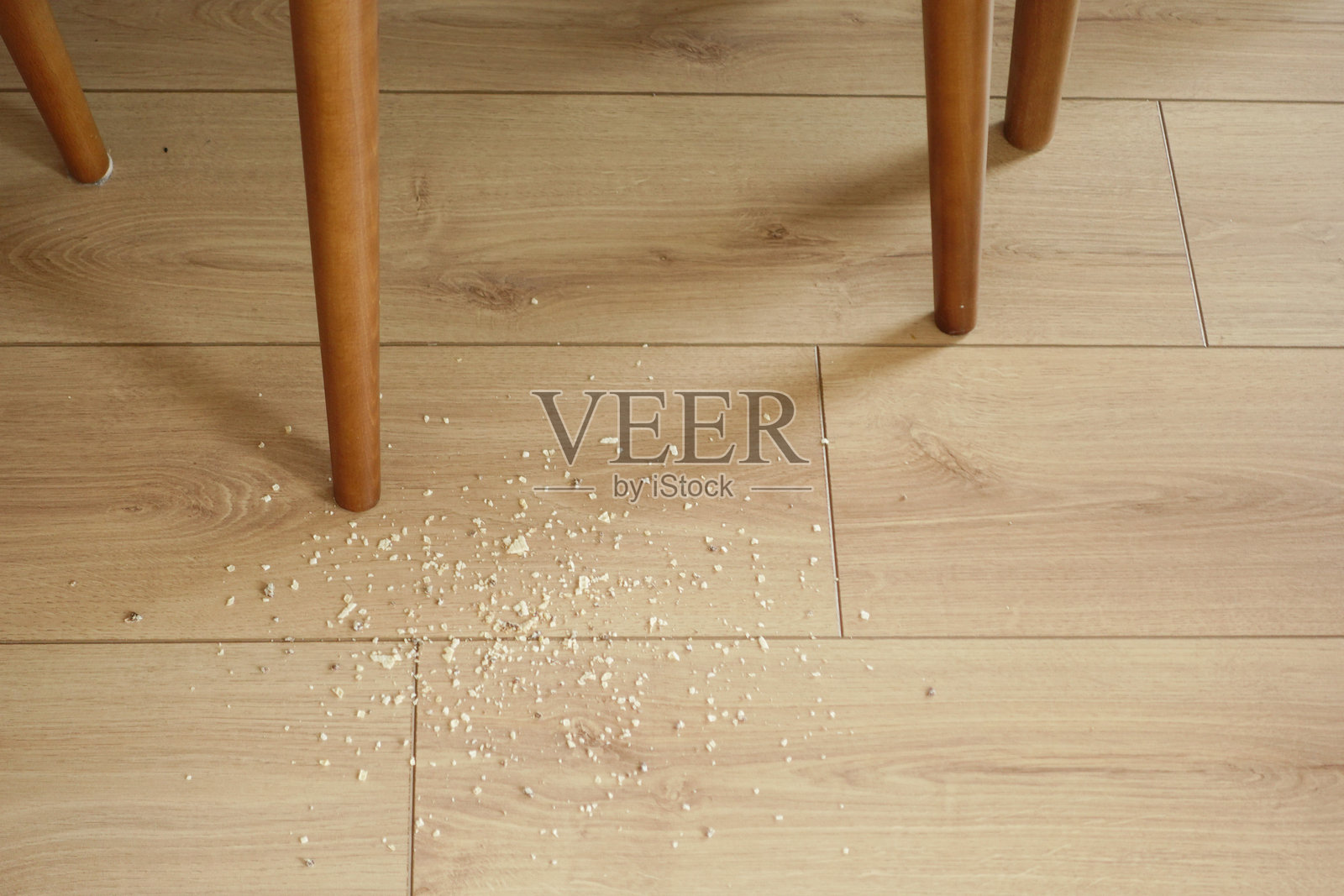 木地板上的污垢和灰尘照片摄影图片