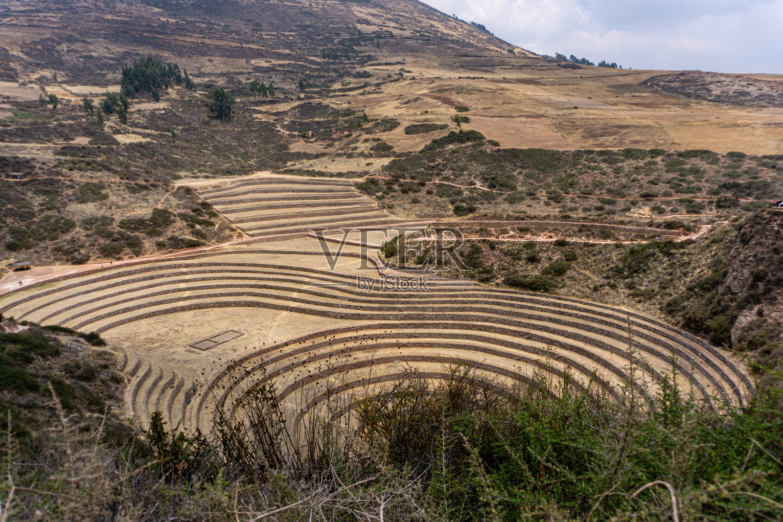 秘鲁的莫雷梯田是一个必游之地，展示了印加帝国先进的农业技术。照片摄影图片
