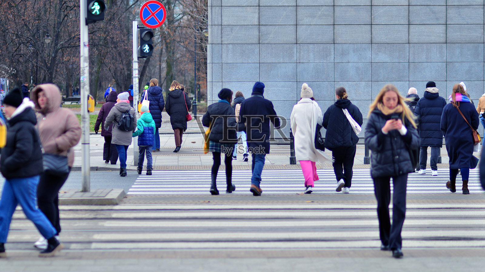 欧洲大城市的生活方式。照片摄影图片