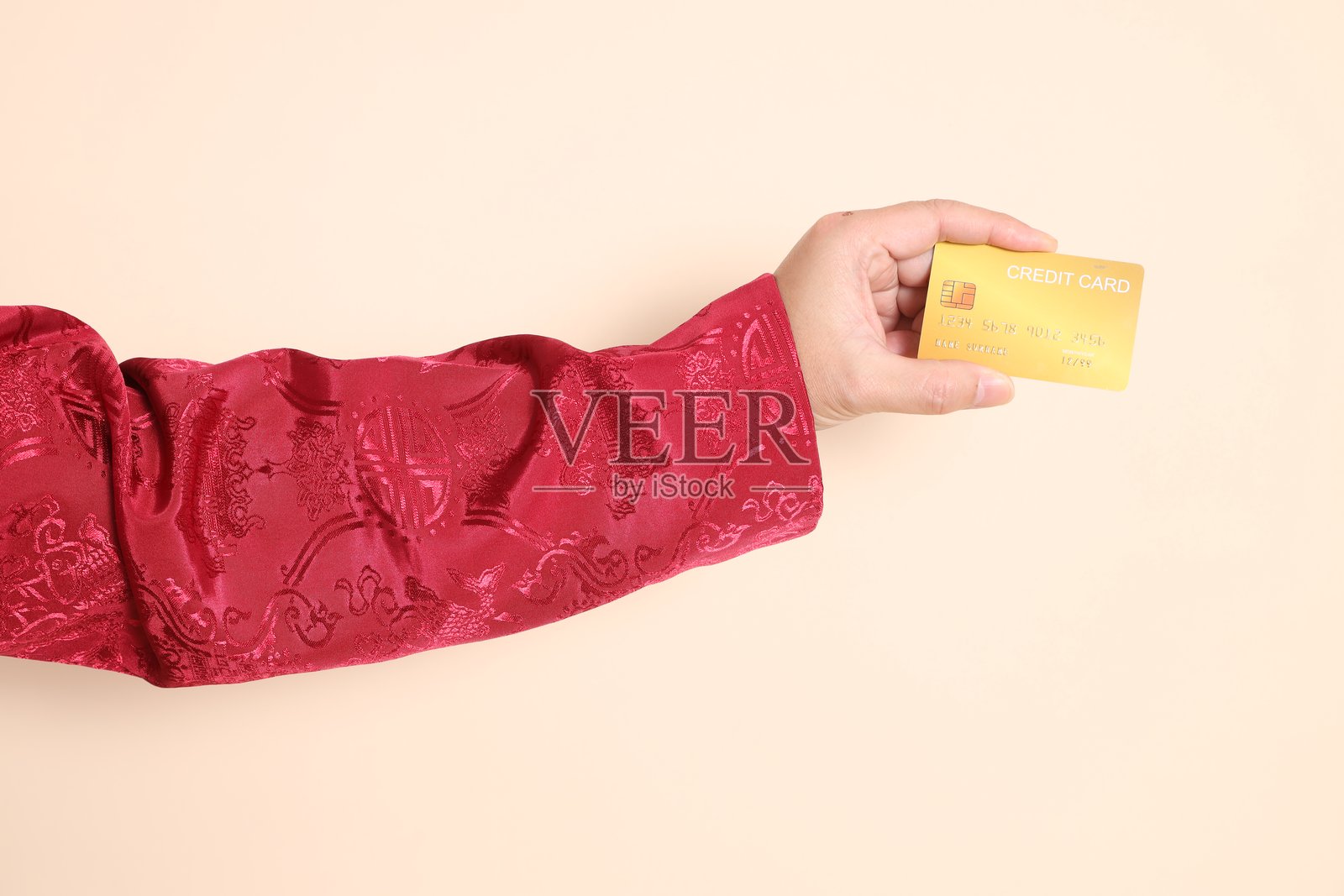 手握信用卡照片摄影图片