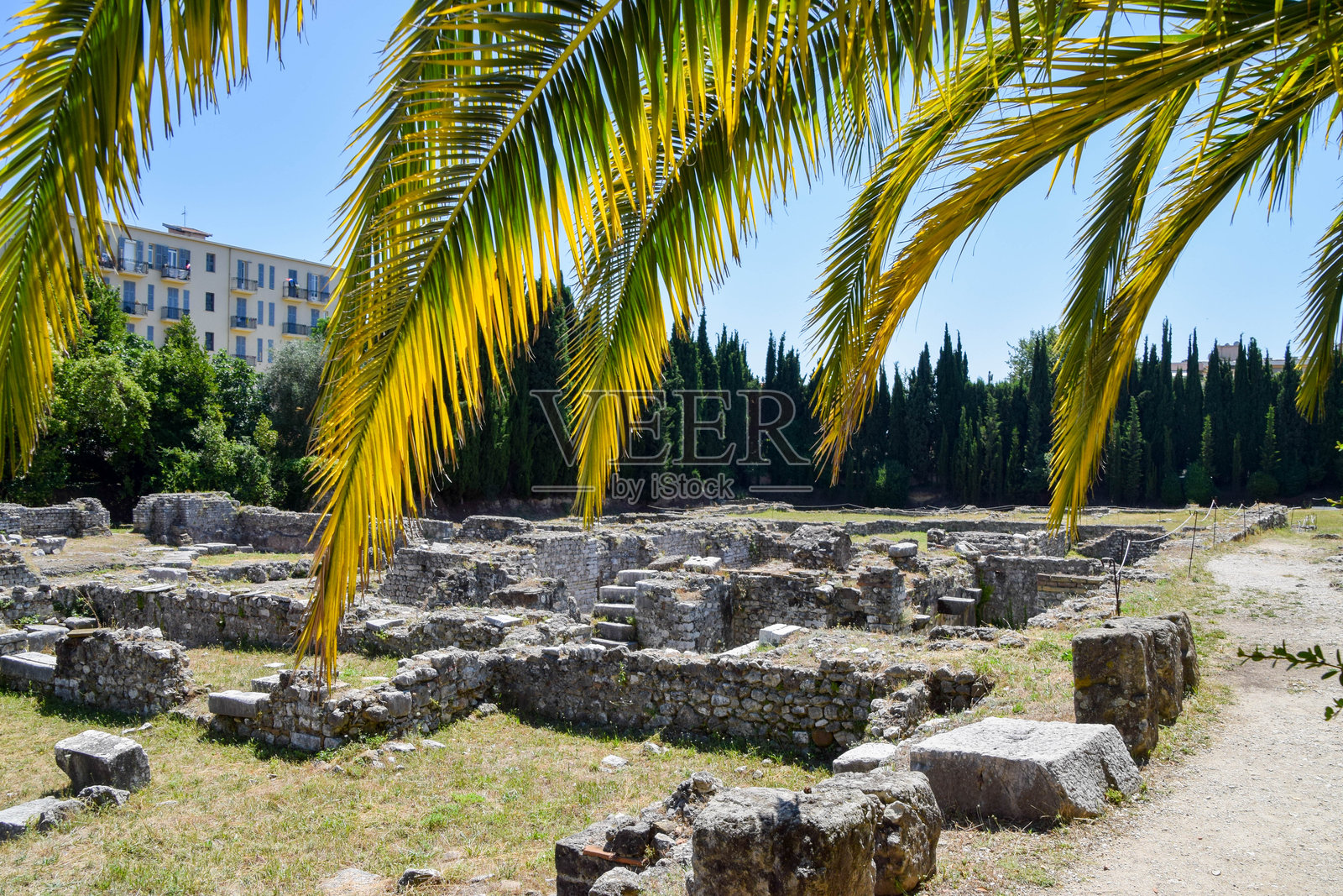 法国尼斯的古罗马浴场遗址照片摄影图片