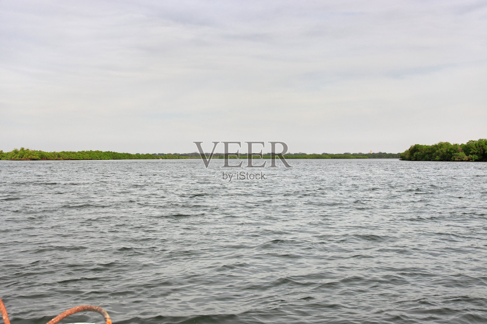 塞内加尔图巴库塔村附近的班迪亚拉河，西非照片摄影图片