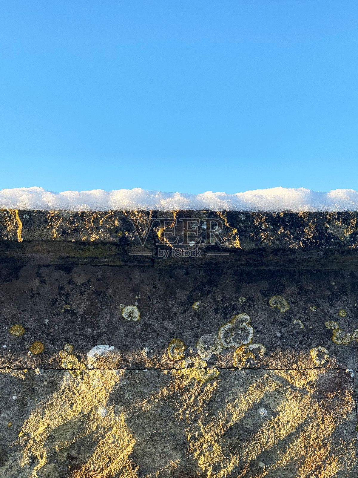 墙上的雪照片摄影图片