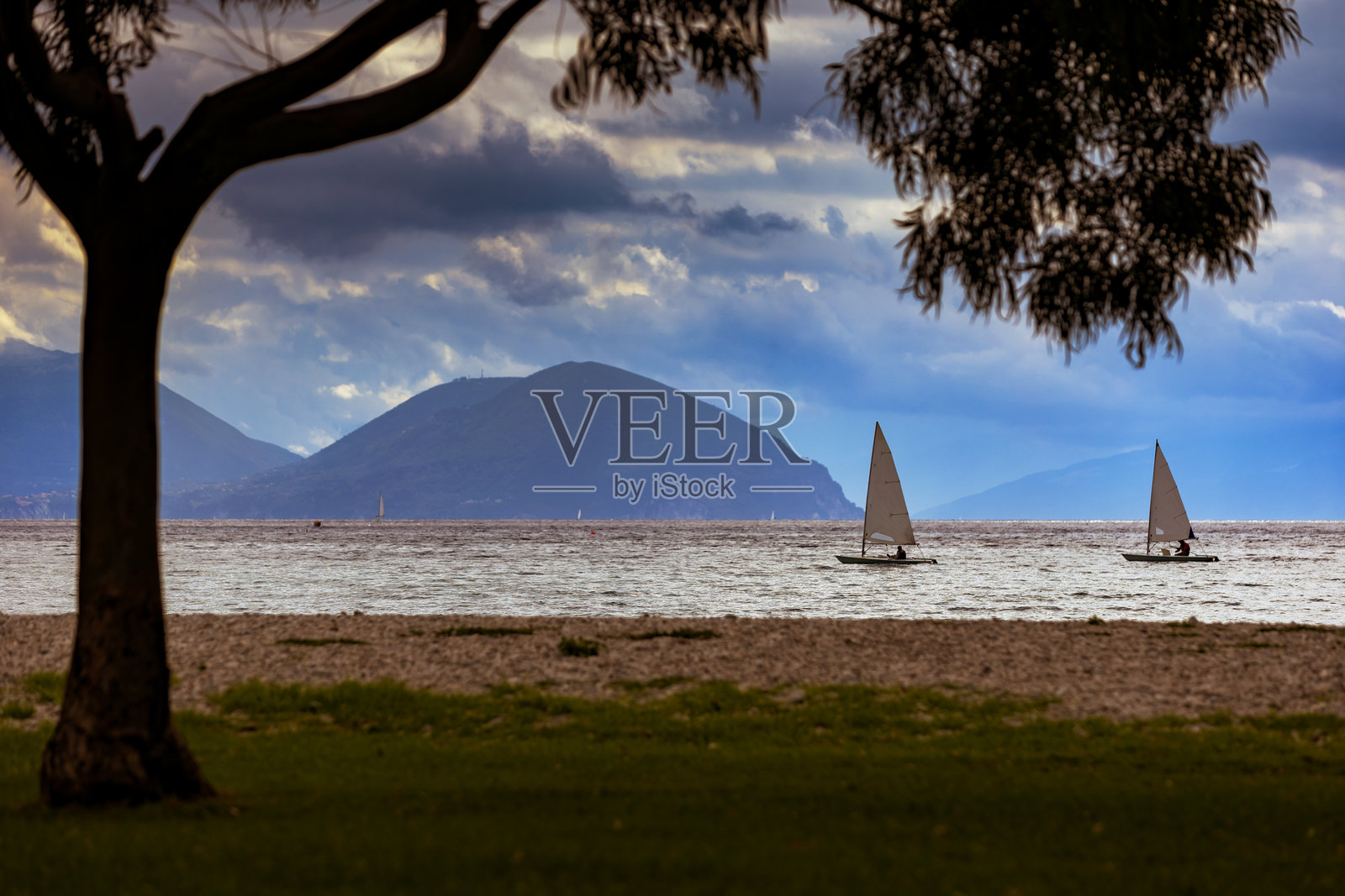 夏季风景俯瞰海湾和码头照片摄影图片