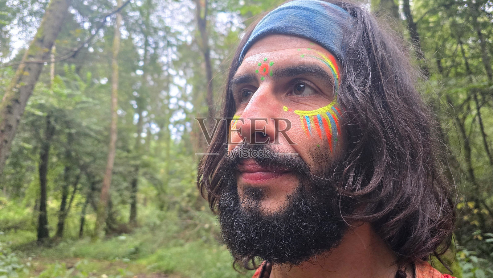 侧脸男士肖像照片摄影图片