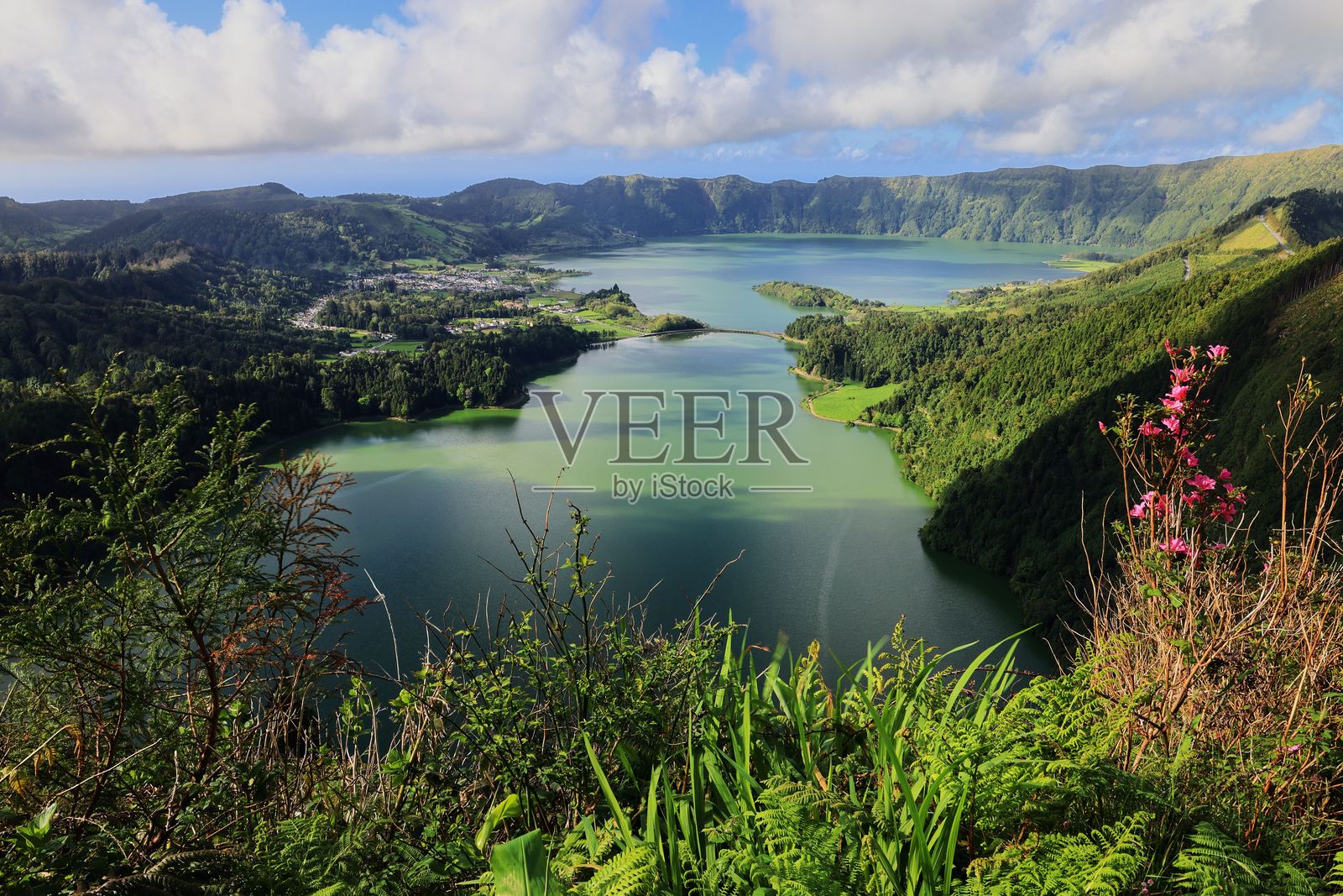 葡萄牙亚速尔群岛的七城湖照片摄影图片