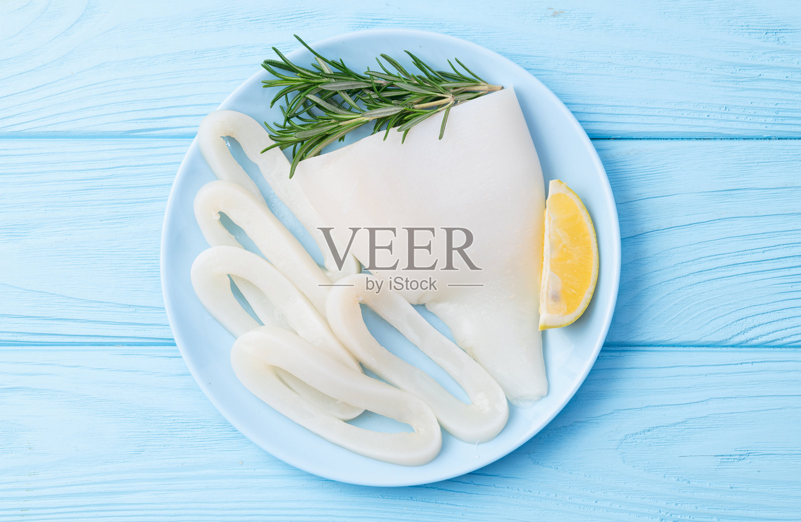 鱿鱼管和环的摄影。海鲜俯视图照片摄影图片