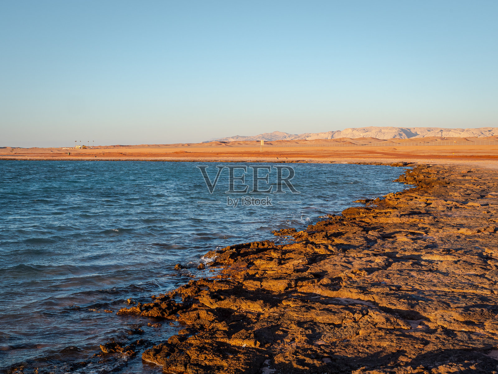 未来城市“线”的地点，位于沙特阿拉伯的尼欧姆照片摄影图片