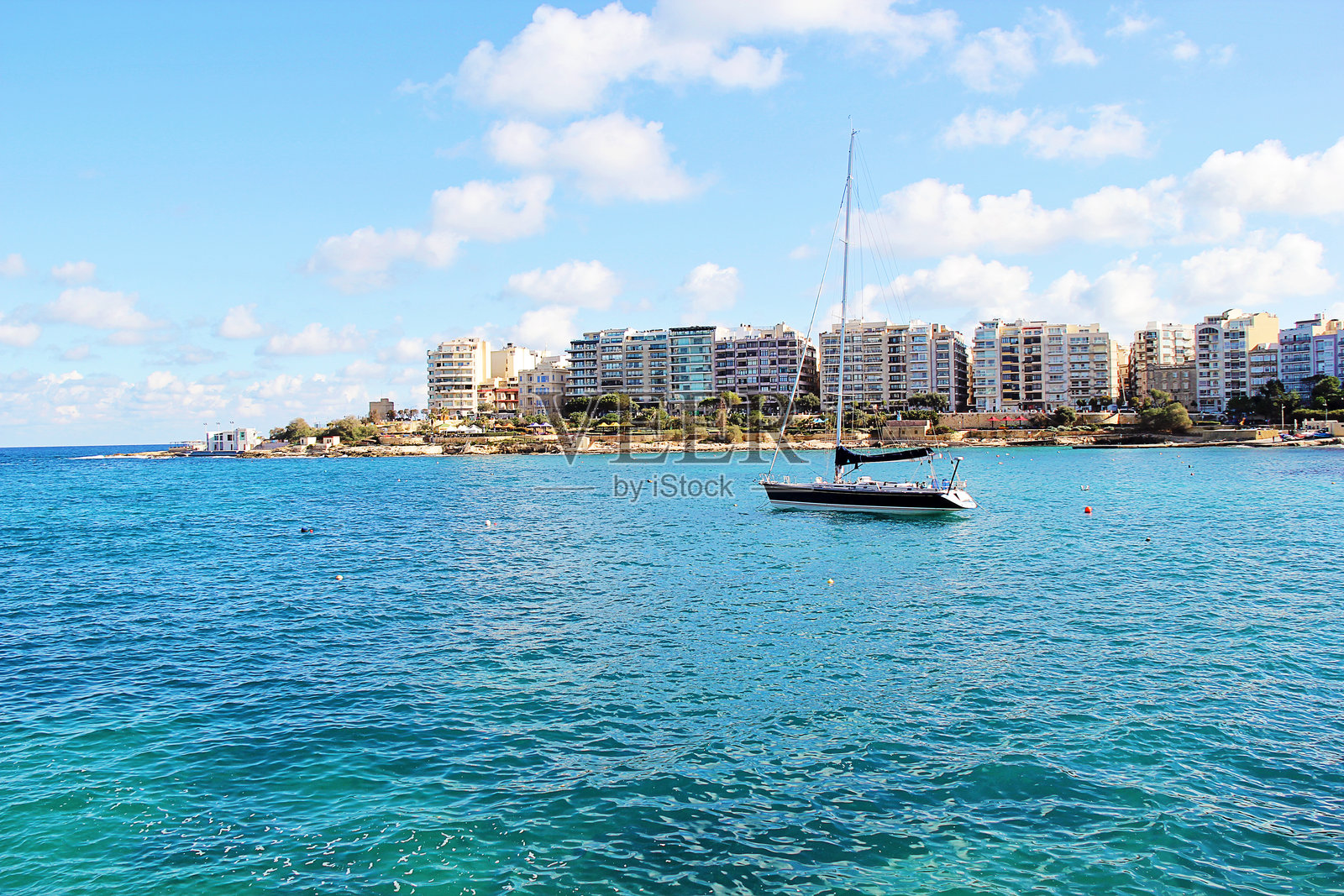马耳他假日风景与帆船照片摄影图片
