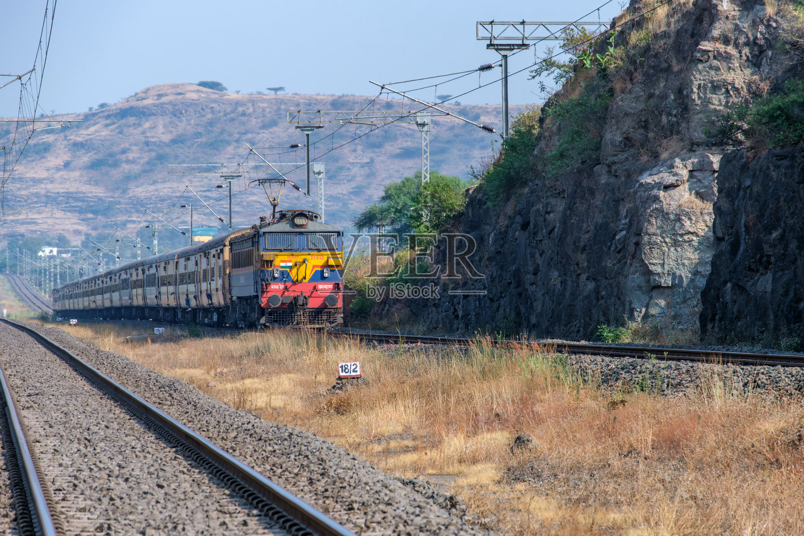印度客运列车照片摄影图片