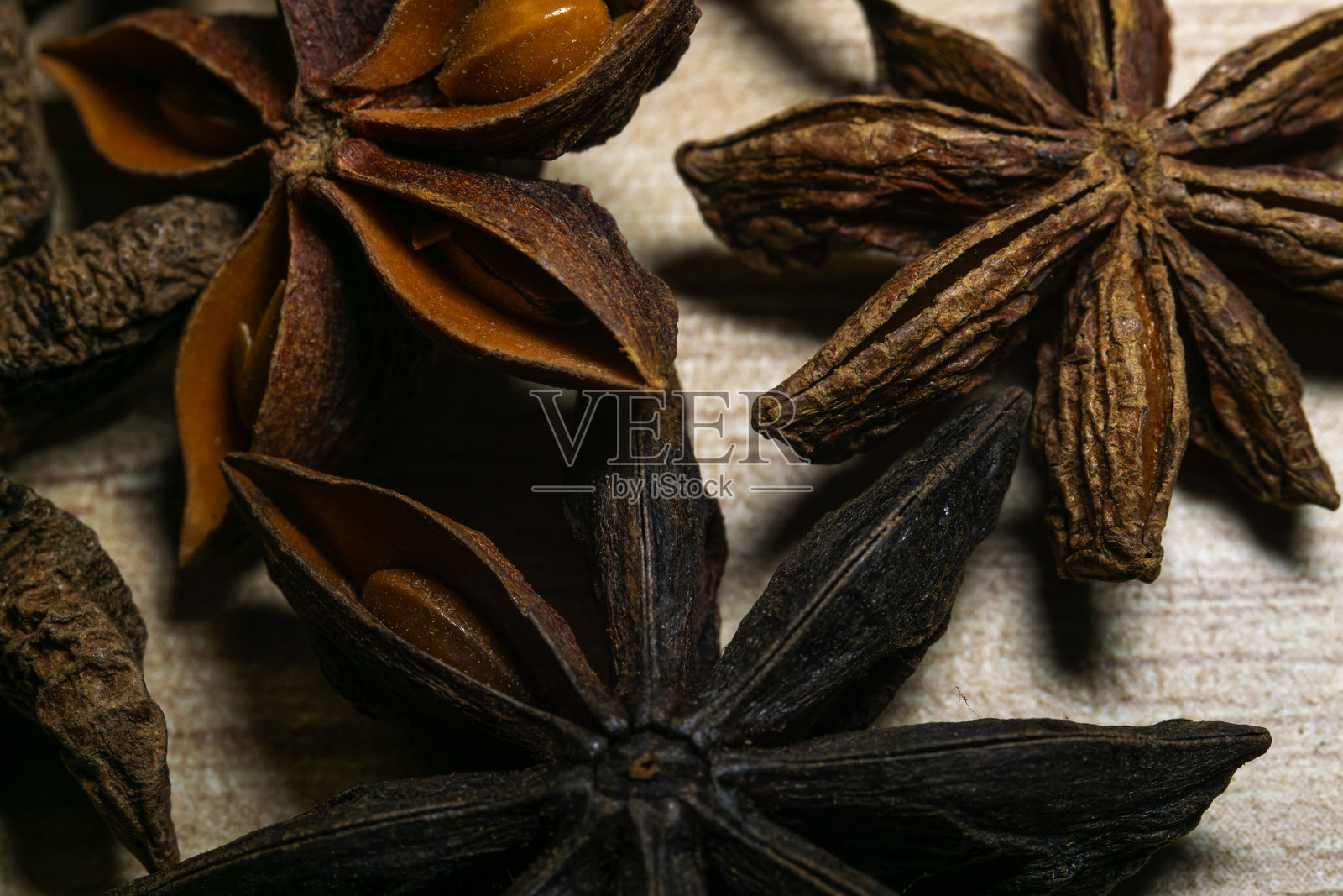 干燥的八角茴香香料特写照片摄影图片