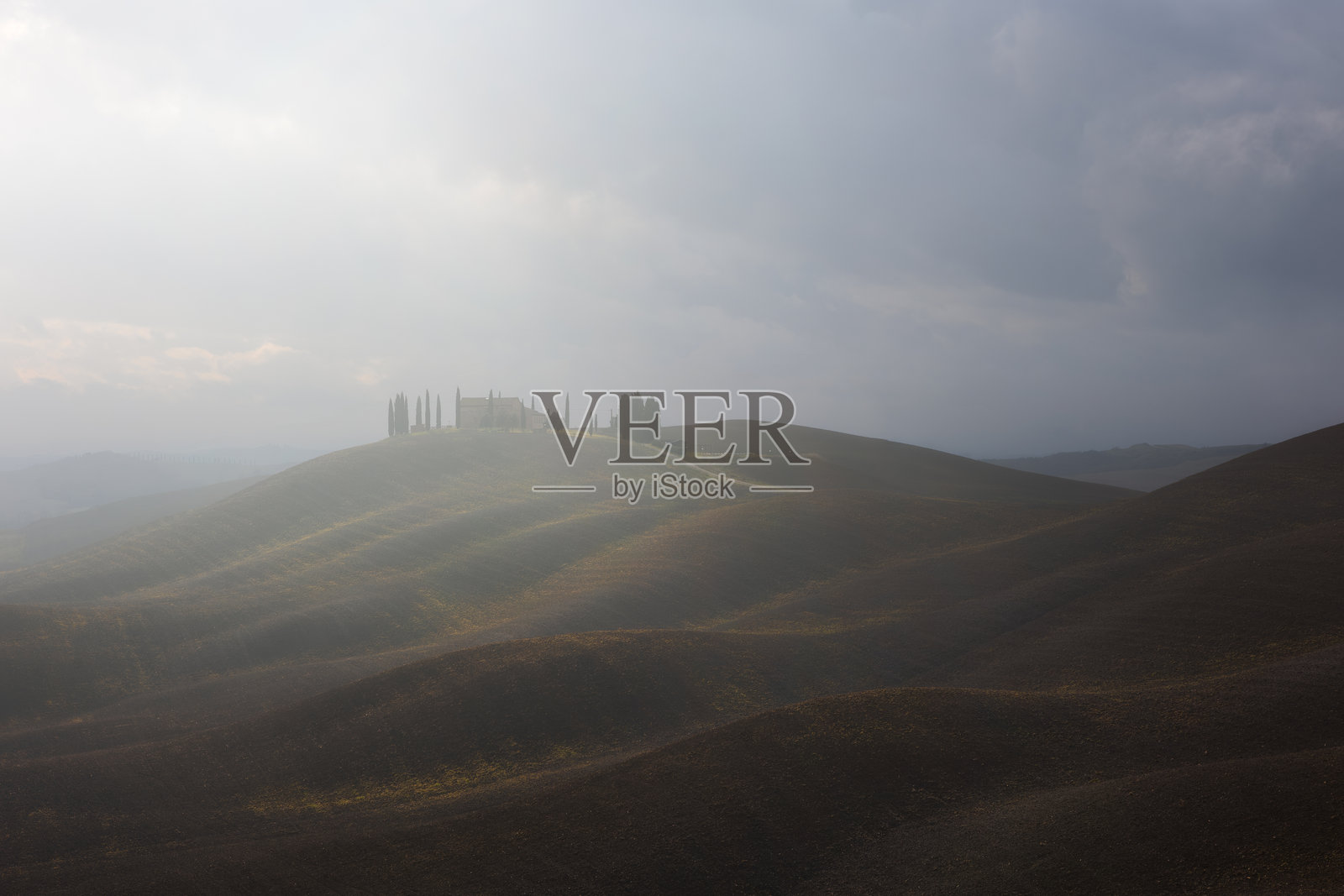 神秘的地平线照片摄影图片