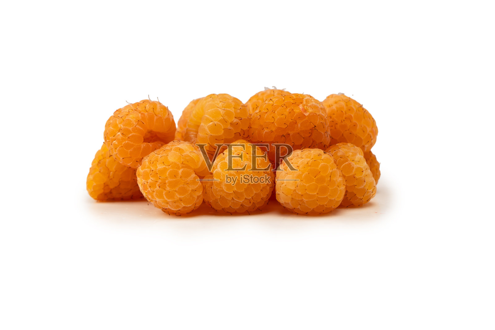 美味的新鲜覆盆子，孤立在白色背景上。俯视图。照片摄影图片