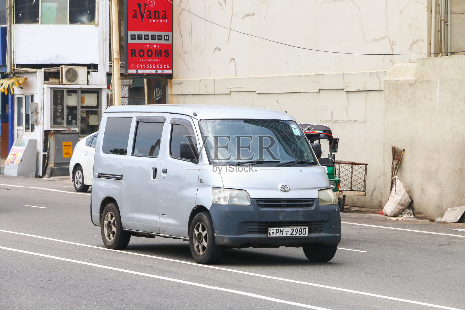 丰田塔纳斯照片摄影图片