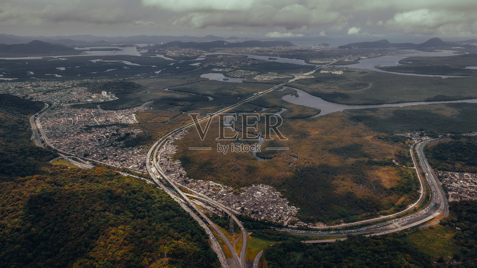 移民之路照片摄影图片