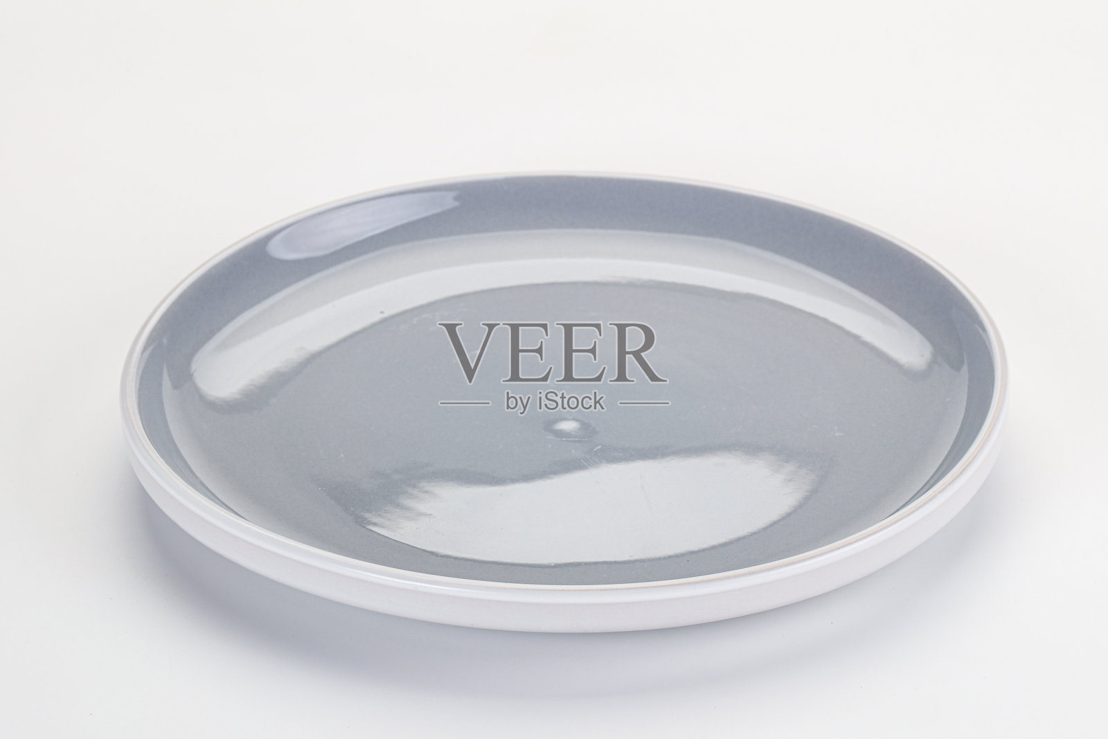 空的干净彩色盘子餐具照片摄影图片