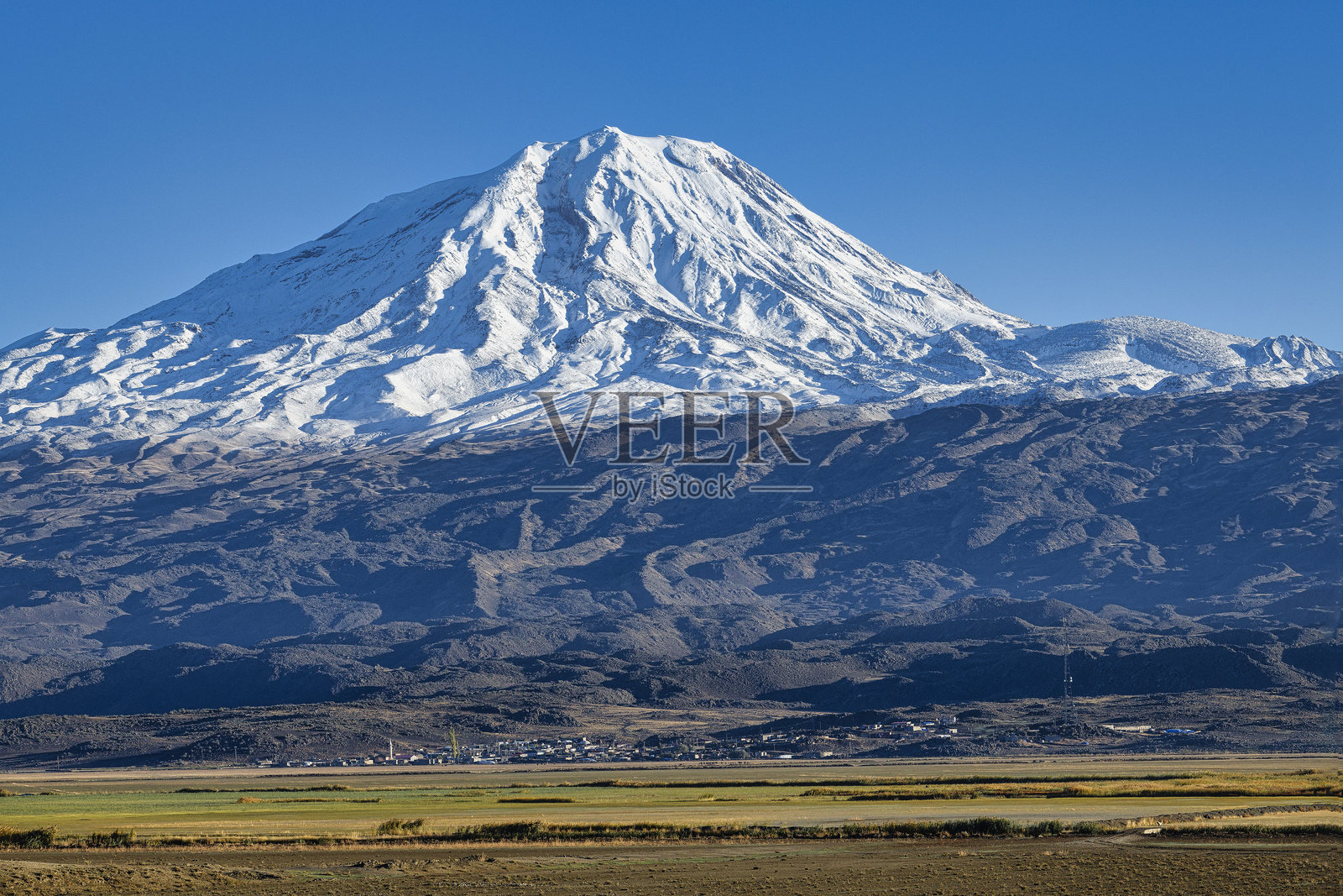 阿拉拉特山照片摄影图片