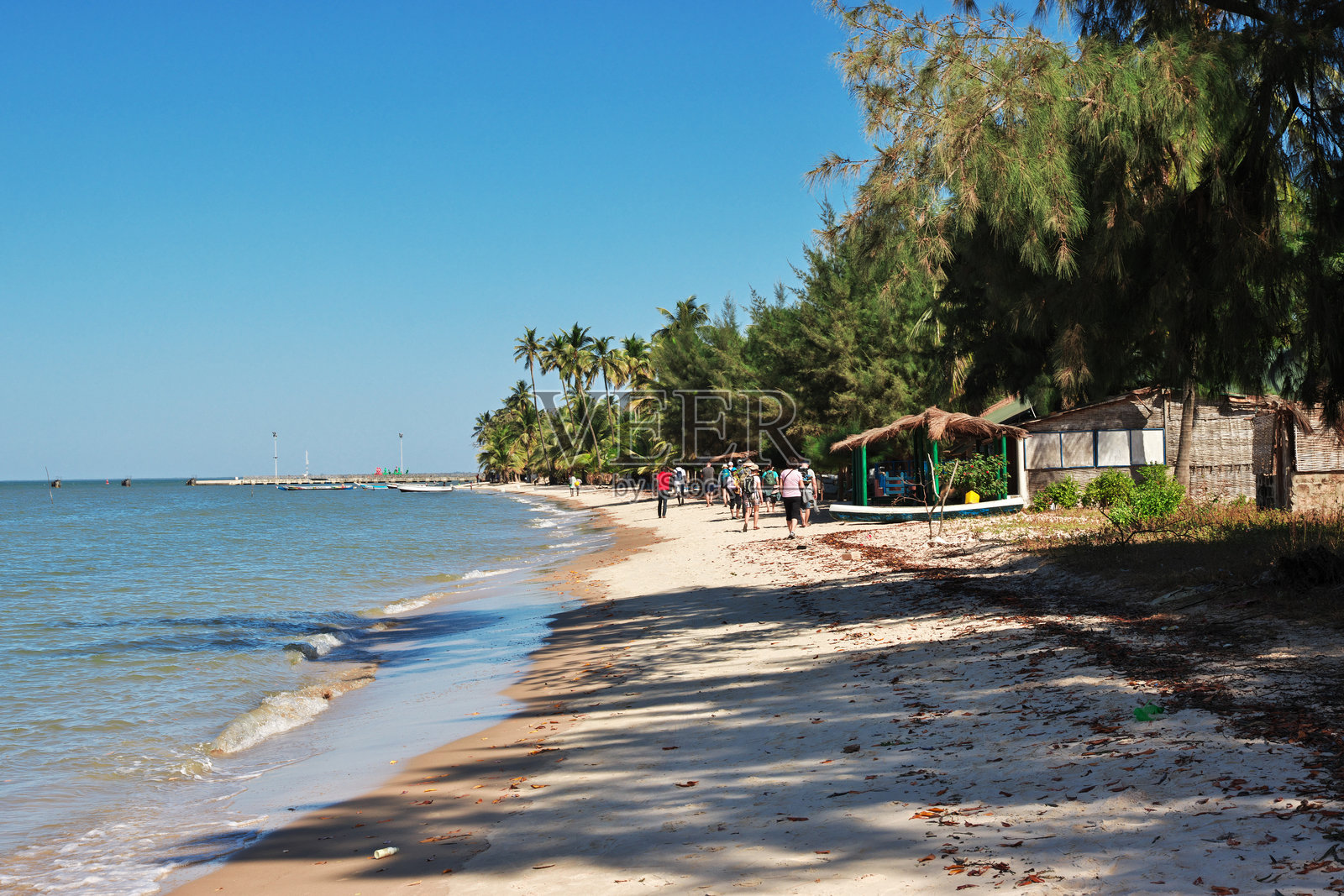塞内加尔西非，齐金乔地区，卡拉班岛的海滩，卡萨曼斯河照片摄影图片