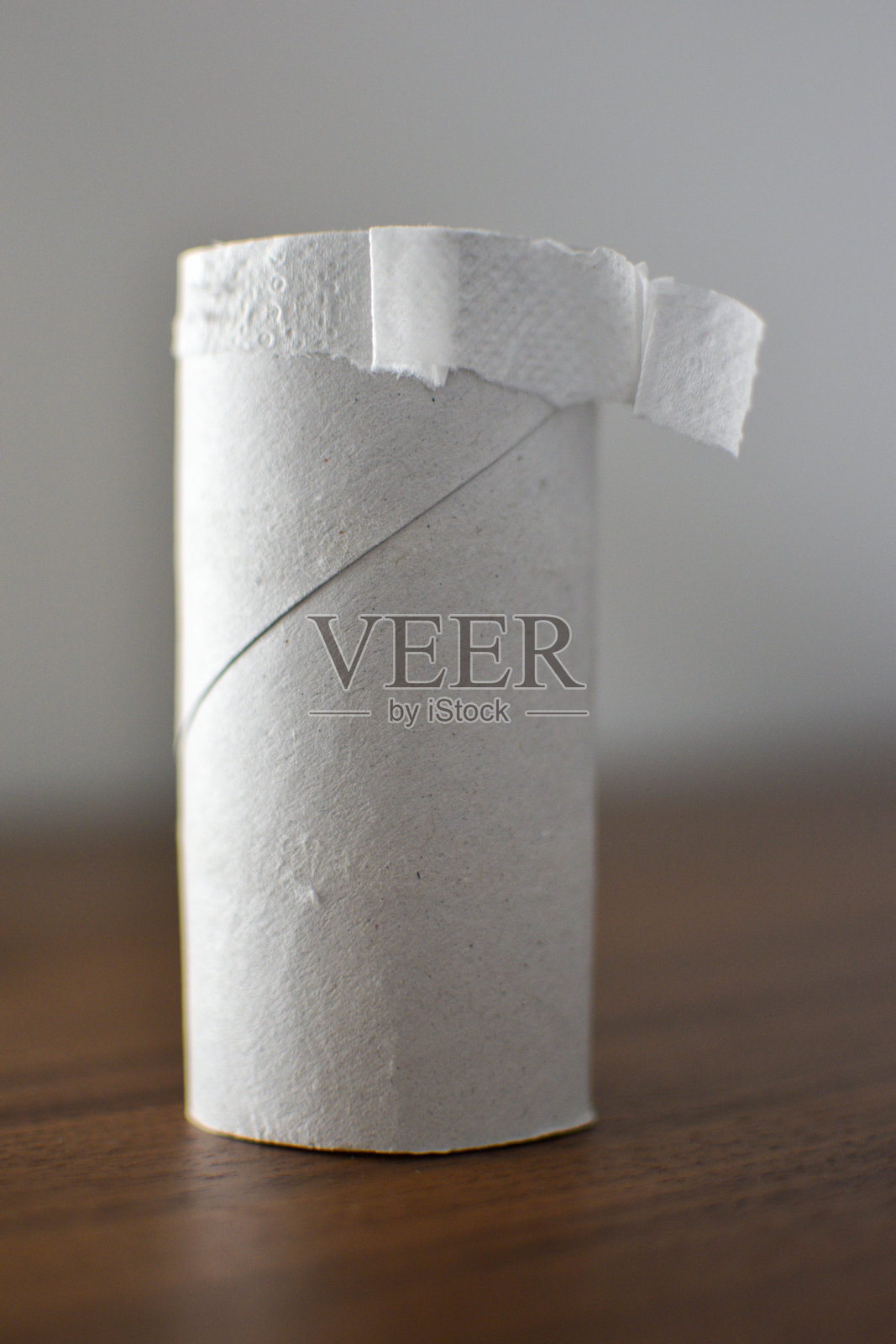 卫生纸卷用完了照片摄影图片