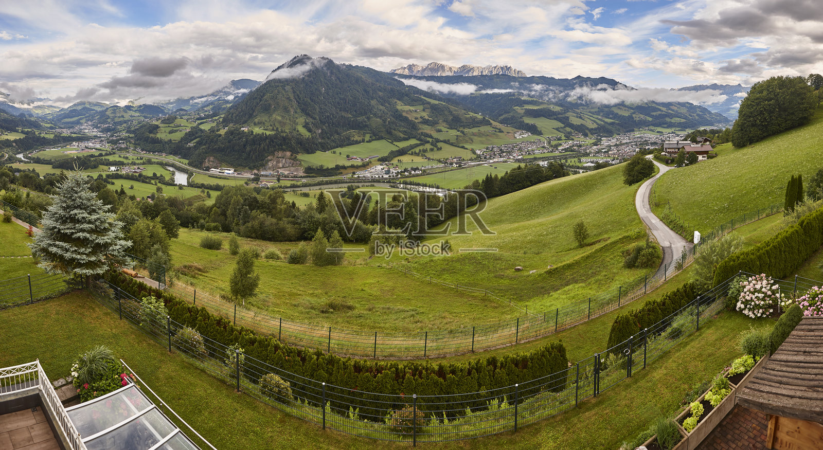 奥地利圣约翰恩波高谷的全景视图照片摄影图片