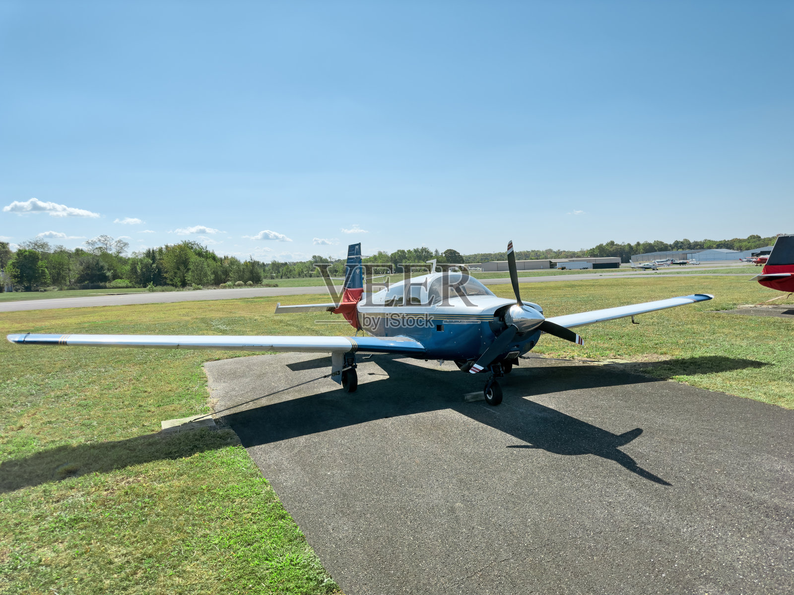 螺旋桨飞机照片摄影图片