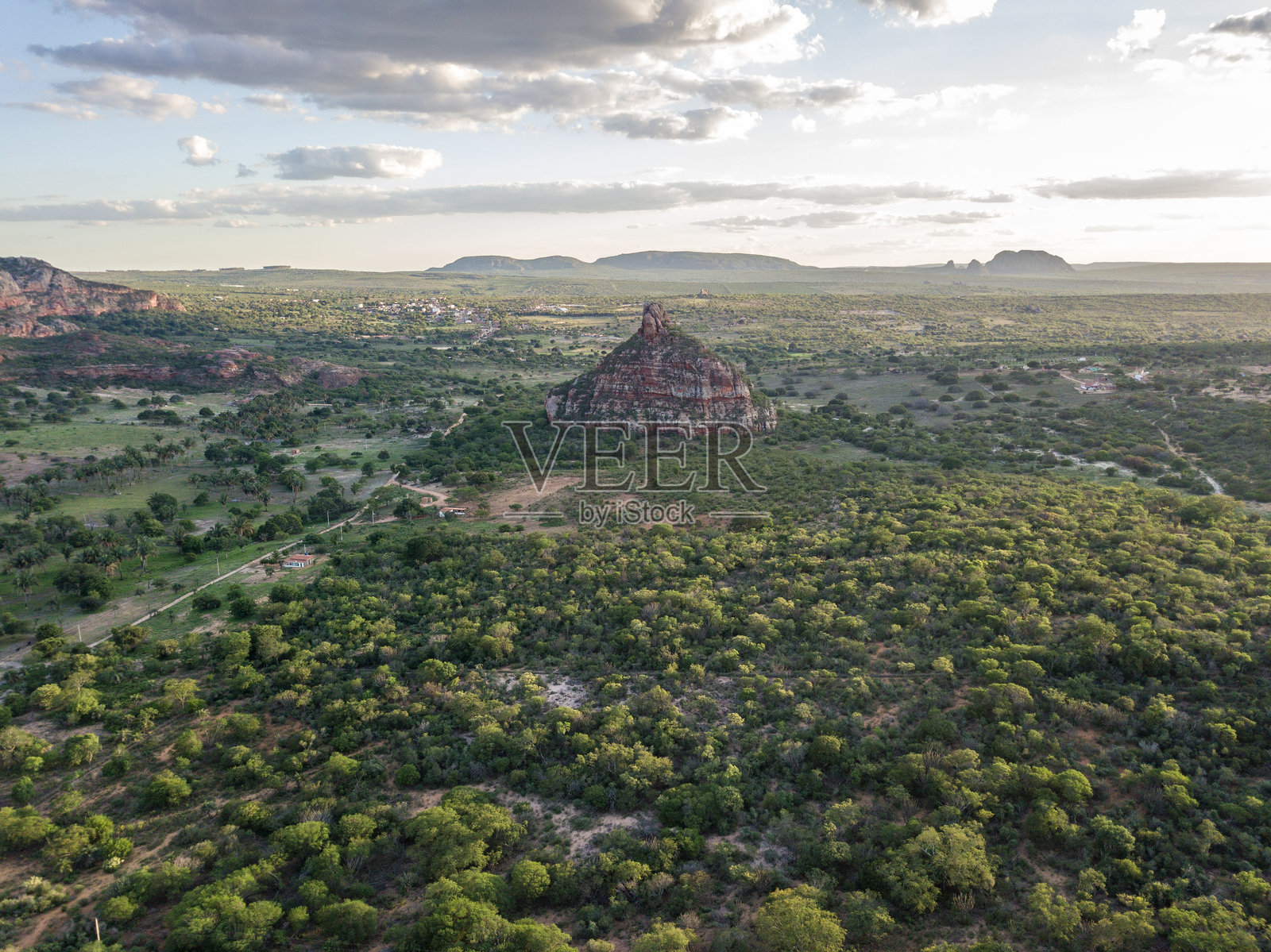 卡廷鲍山谷（狗石）风景 - 伯南布哥州（巴西）照片摄影图片