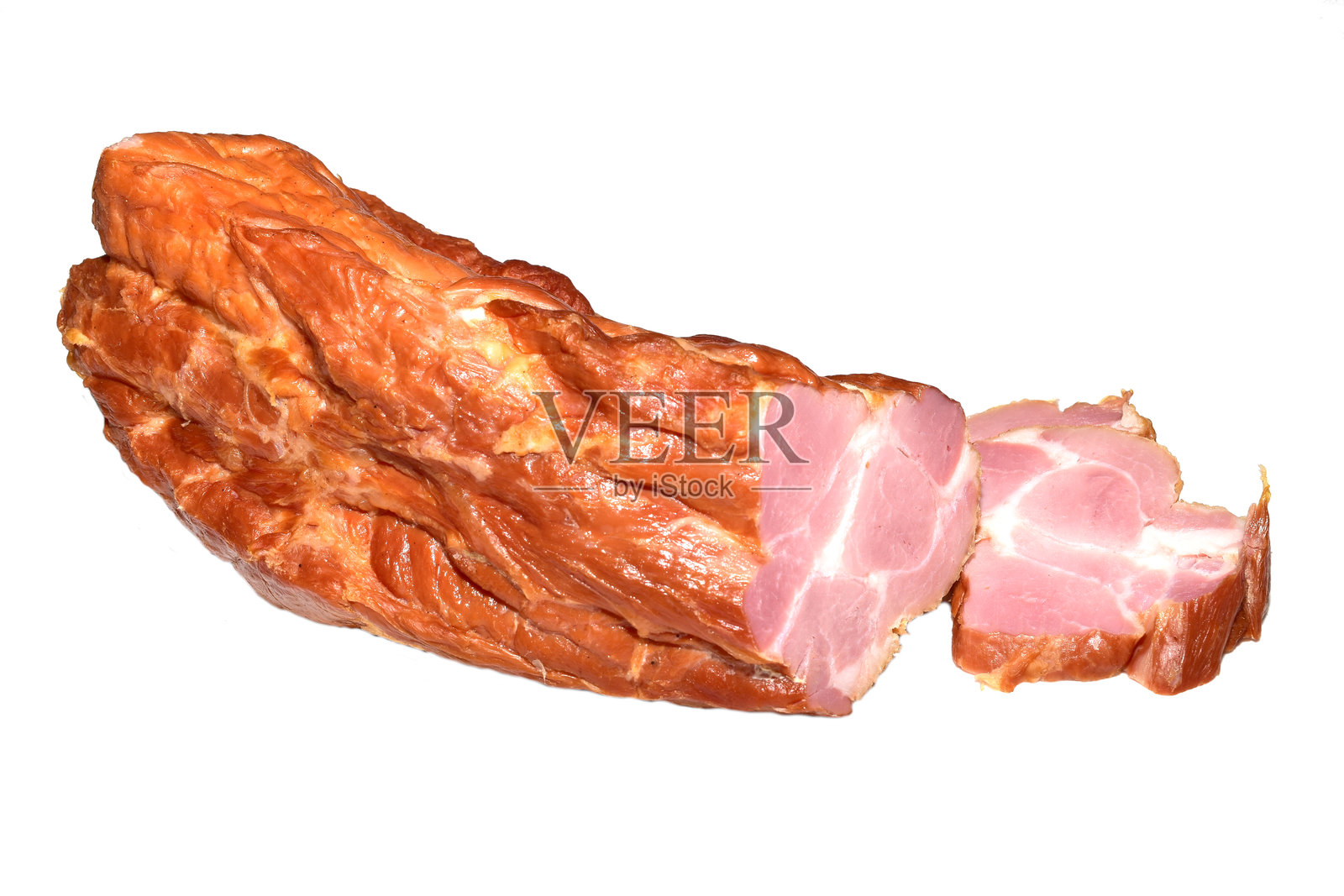 煮熟并熏制的猪颈肉。照片摄影图片