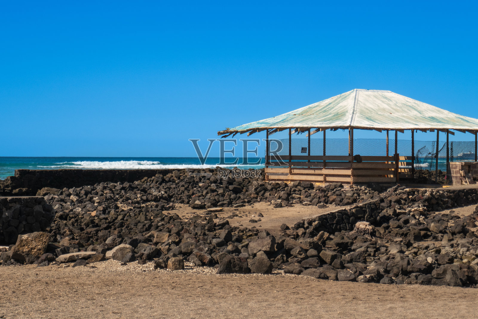 夏威夷海滩上的避难所照片摄影图片