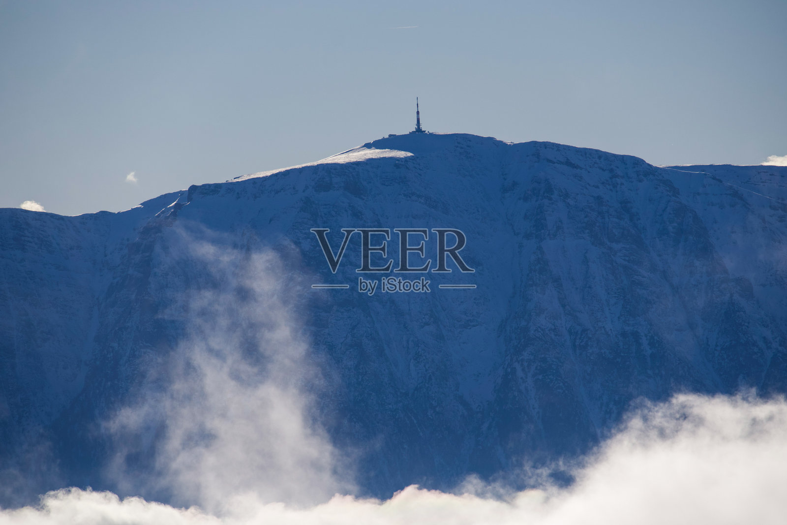 罗马尼亚皮亚特拉·马雷山脉照片摄影图片
